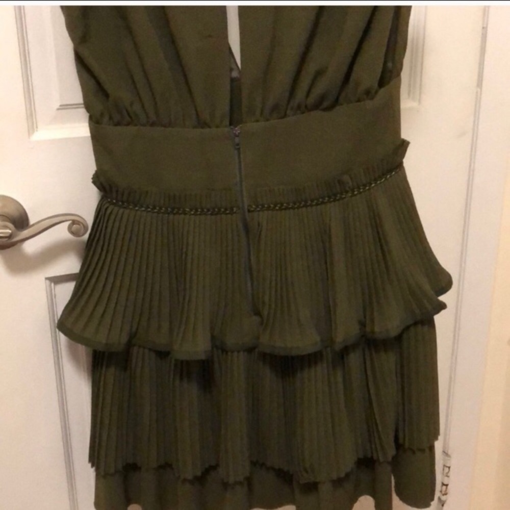 Olive green ruffle tiered dress - Picture 5 of 7